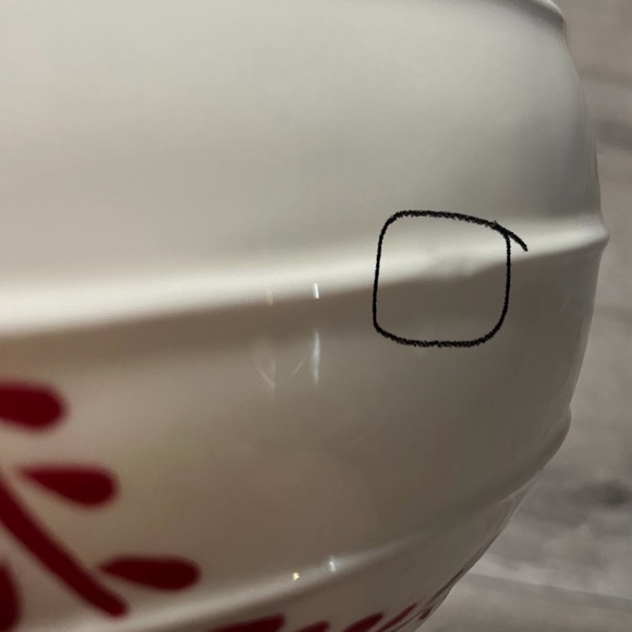 Home Etc Pitcher Baseball Shaped Bat & Mitt Handmade/Painted 2 Quarts 8” Tall - Picture 12 of 12